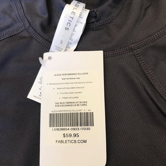 🔹NWT Fabletics Alecia Pullover - Picture 2 of 7